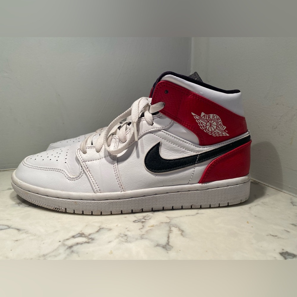 Jordan 1 Mid White Black Gym Red 554724-116